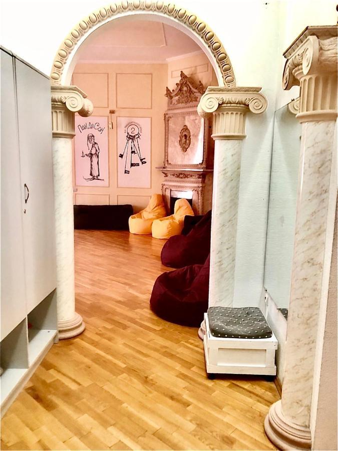 Pandeson Hostel Dnipro Ngoại thất bức ảnh