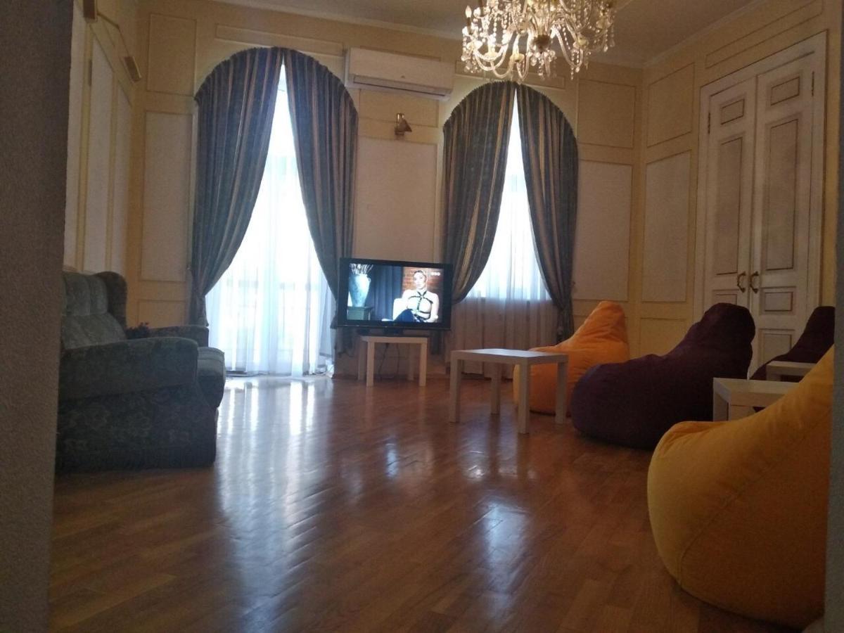 Pandeson Hostel Dnipro Ngoại thất bức ảnh